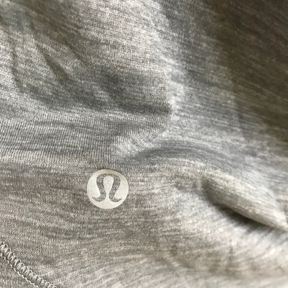 NWT LULULEMON FREE TO BE SERENE 2 IN 1 TANK - 10 - Picture 5 of 6